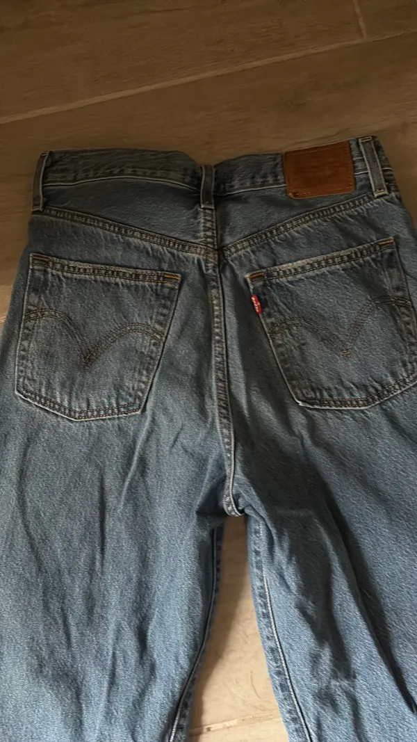 Levi’s Jean - Image 3