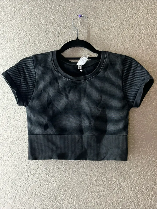 Aerie OFFLINE S True Black Seamless Ribbed Cropped Tee Gym Athleisure Top Lounge - Image 5