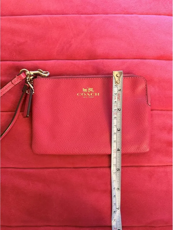 Hot Pink Leather Coach Wristlet - Image 5
