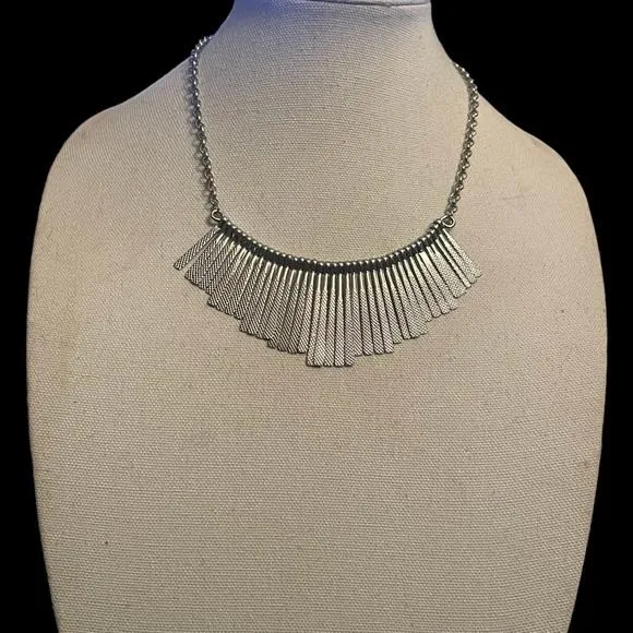 Silver Egyptian cleopatra necklace - Image 2