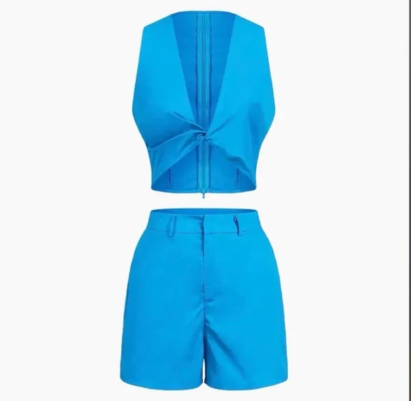 Blue 2 Piece Twist Crop Top & High-Waist Shorts Set Large NWT - Image 2
