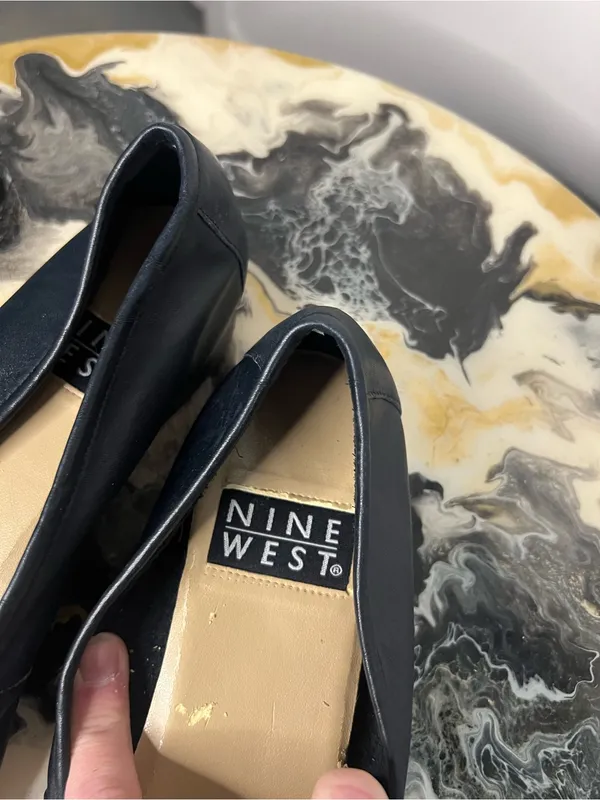 Vintage Nine West Navy White Leather Colorblock Flats - Image 8