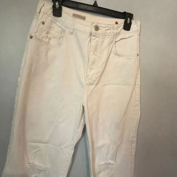 Pilcro Anthropologie Women’s Sz 29 White Distressed Straight Leg Jeans High Rise - Image 3