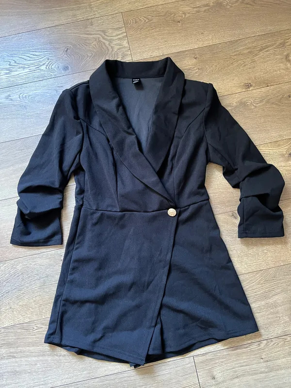 Jumpsuit Size S petite - Image 2