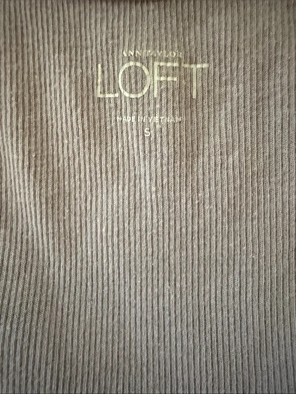 Loft| Women's Ribbed Scoop Neck Tank Top - Lavender with Light Silver Stripes - Image 7