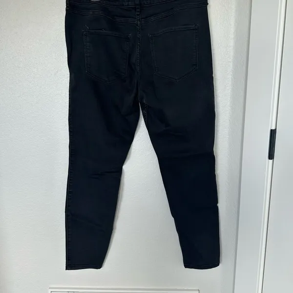 Abercrombie &‎ Fitch High Rise Jean Legging - Image 9