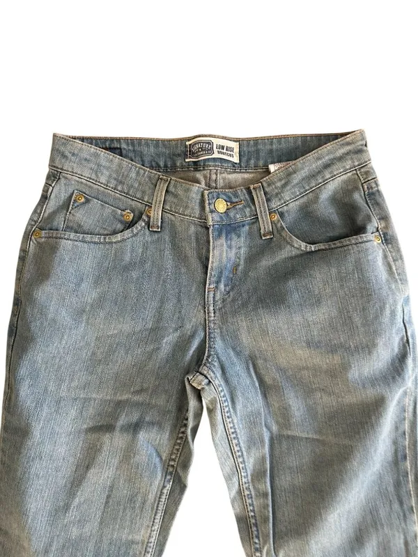 LEVIS Signature Light Wash Low Rise Bootcut Jeans Size 4 - Image 2