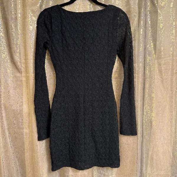 Urban Outfitters Silence + Noise Bella Black Lace Key-Hole Mini Dress Small NWOT - Image 2