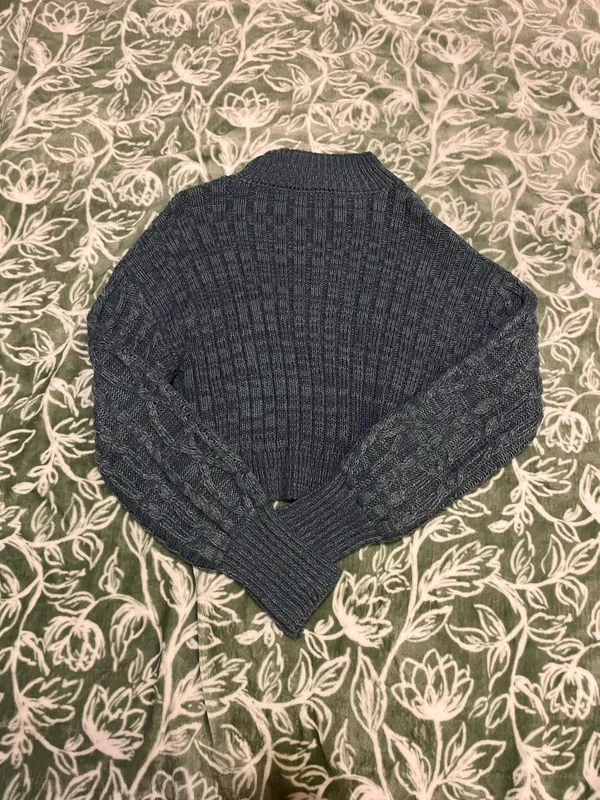 Arizona Blue sweater - Image 2