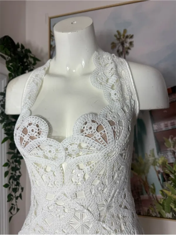 PrettyLittleThing White Flower Crochet Plunge Beach Cover Up Maxi Dress XL NWT - Image 6