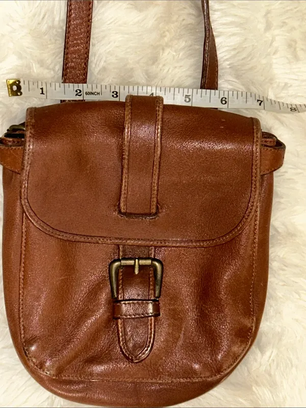Vintage Leather & Co Classic Brown Leather Satchel - Image 5