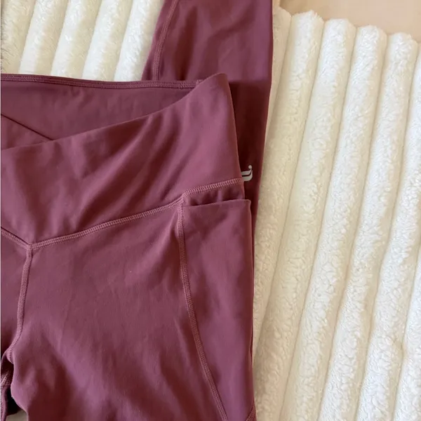 Fabletics V-Waist Leggings - Image 2