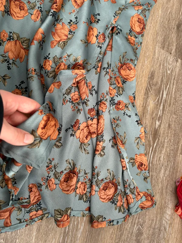 ASTR the Label Midi Dress Floral - Image 3
