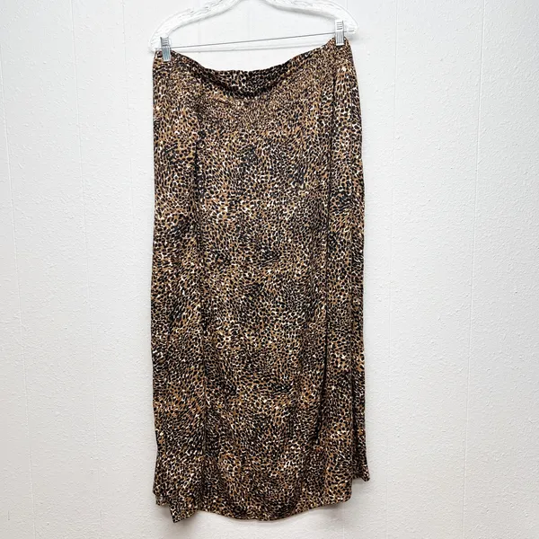 Old Navy Animal Print Pull On Midi Skirt Womens 3X Side Pockets Workwear Casual - Image 5