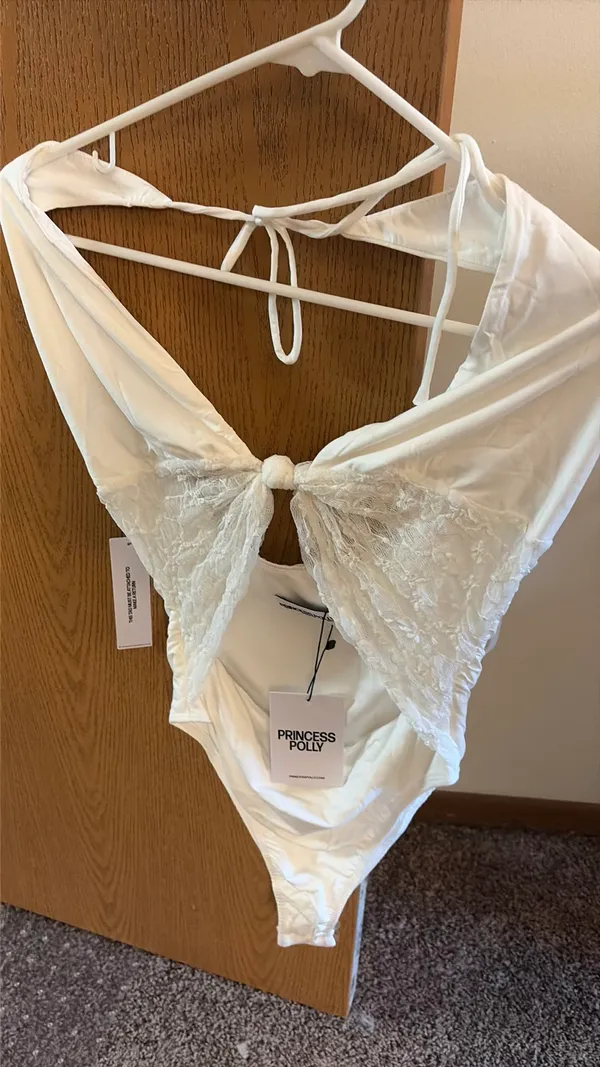 Princess Polly Bodysuit White - Image 4