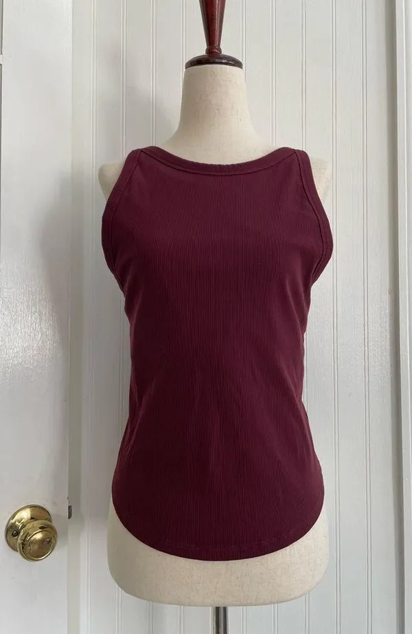 OUTDOOR VOICES SuperForm Rib High Neck Tank Top in Shiraz Size L - Image 6