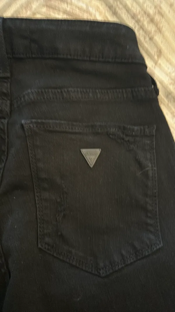 Guess Distressed Bedazzled Jeans - Image 4