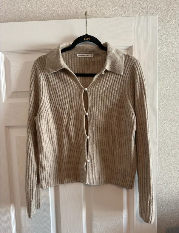 Abercrombie Sweater - Image 2