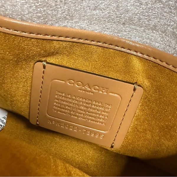 coach Tabby Shoulder Bag 26 73995 - Image 7