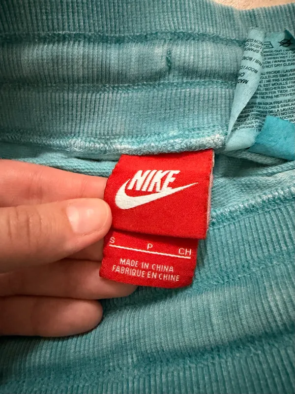 Nike Turquoise/Teal Sweat Shorts - Image 3
