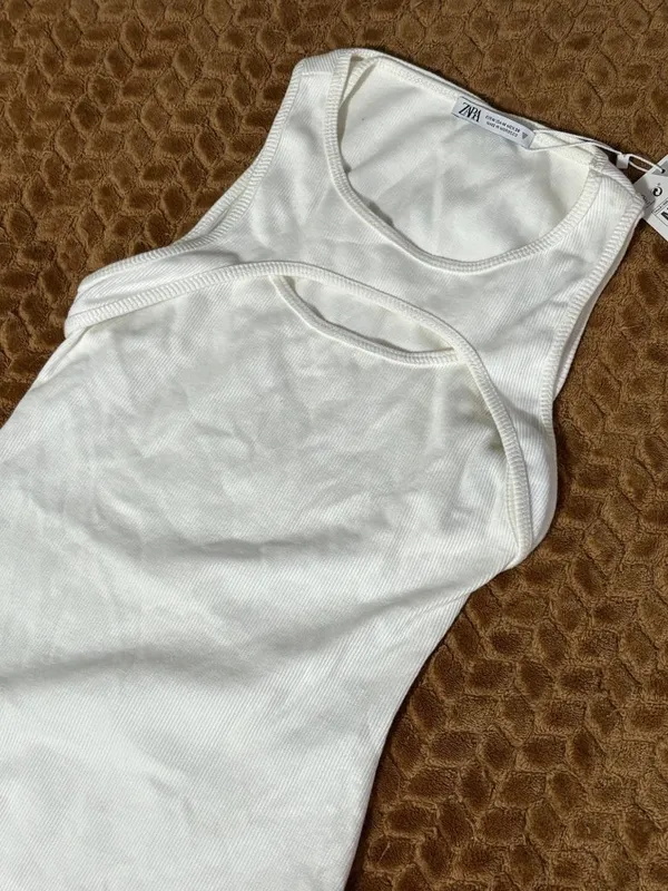 NWT New Zara Stretch Ribbed Cut-Out Sleeveless Bodysuit Size M - Image 3