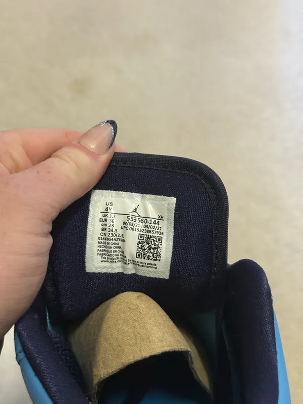 Air Jordan 1 Low - Image 13