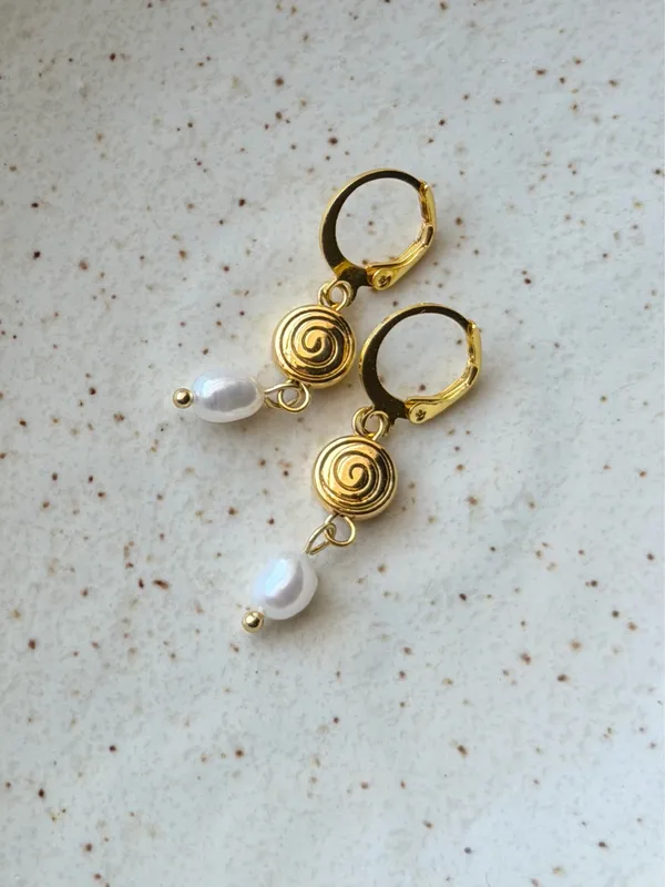 Handmade boho grunge fairy funky style swirl pearl dangle earrings🌀 - Image 4
