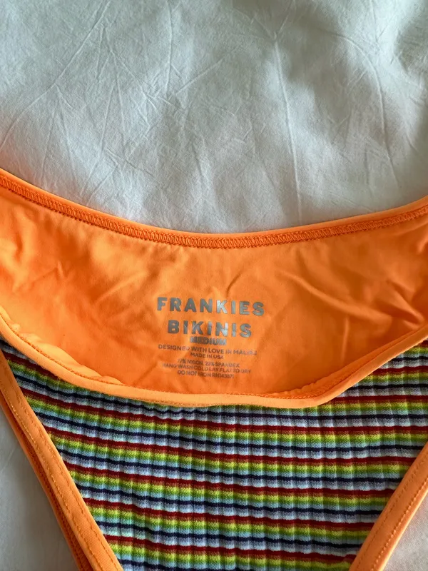 Frankies Bikinis Set - Image 4