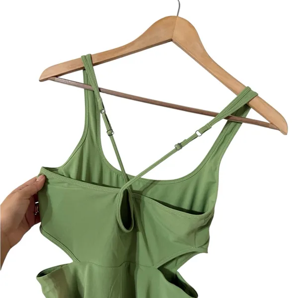 ABERCROMBIE & FITCH Traveler Athletic Green Cut Out Mini Dress - Image 5