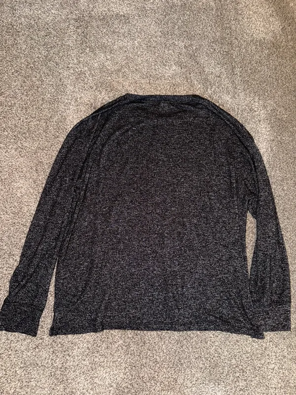 Victoria's Secret PINK Long Sleeve Lounge Sleep Shirt with Gold Logo - Image 4