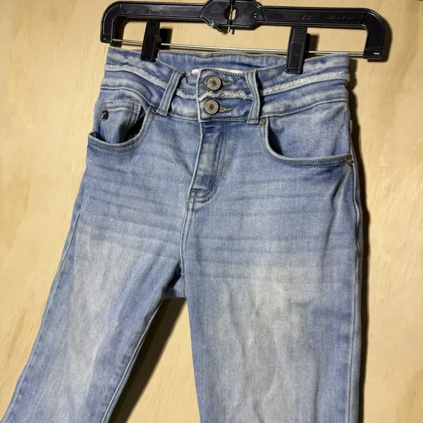 KanCan Maurices Women Size 24 Light Wash Flare Jeans Raw Hem Stretch Blue Denim - Image 2
