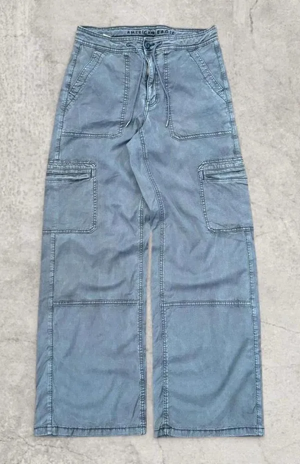 American Eagle Cargo Pants - Image 3