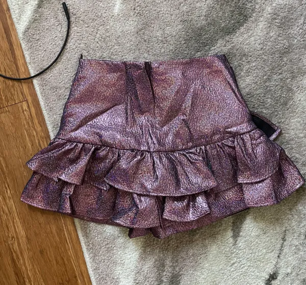 Ruffled Jacquard Skort in Dark Pink - Image 5