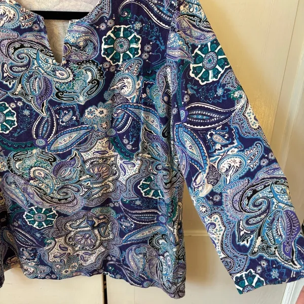 Chico's Size 2 Blue‎ Abstract Floral Paisley Print Blouse Top Shirt Size Large - Image 4