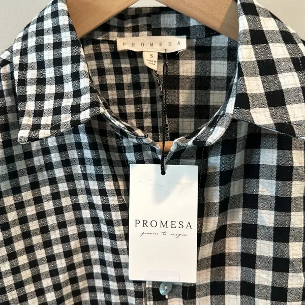Promesa‎ Small Carefree Heart Cropped Gingham Button-Up Shirt - Image 3