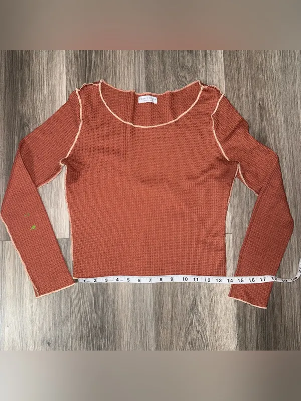 Paper Crane Clay/Burnt Orange Waffle Knit Long Sleeve Shirt Size Small - Image 2