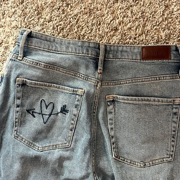 NWOT Hollister ultra high-rise dad jeans - Image 6