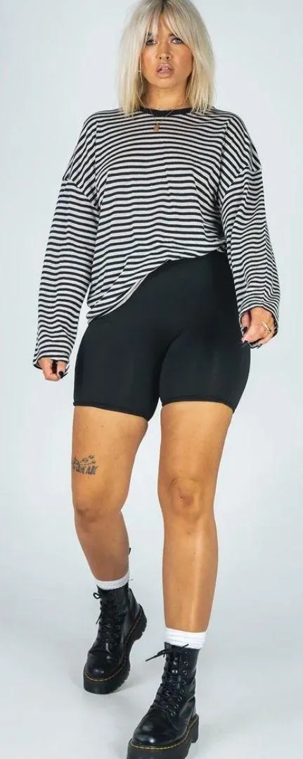 Princess Polly Black Biker Shorts - Image 3