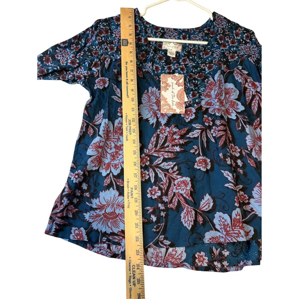 Band of the Free Blue Red Floral V-Neck Long Sleeve Blouse Small NWT - Image 12