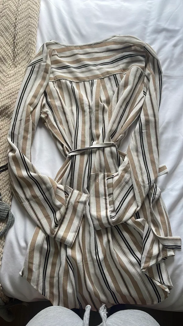 Boutique Lightweight Dress Tan Size L - Image 2