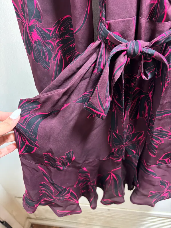 ALC Silk Wrap Dress Size 2 - Image 3