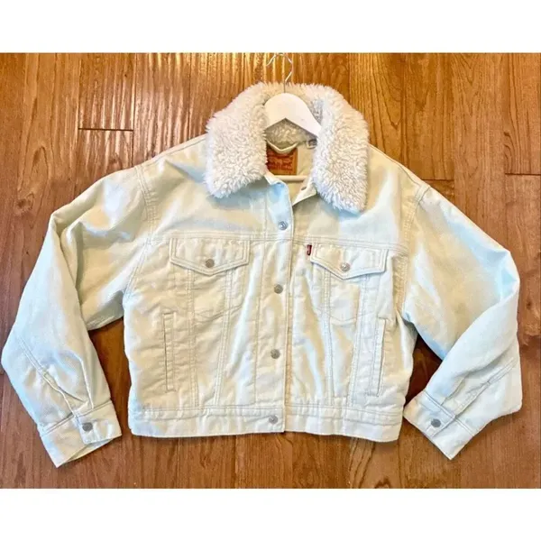 Levi’s mint corduroy Sherpa bomber jacket smwll - Image 10