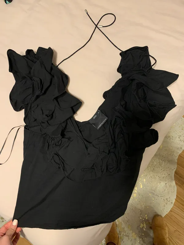 C/MEO COLLECTIVE Ruffle Black Top - Image 5