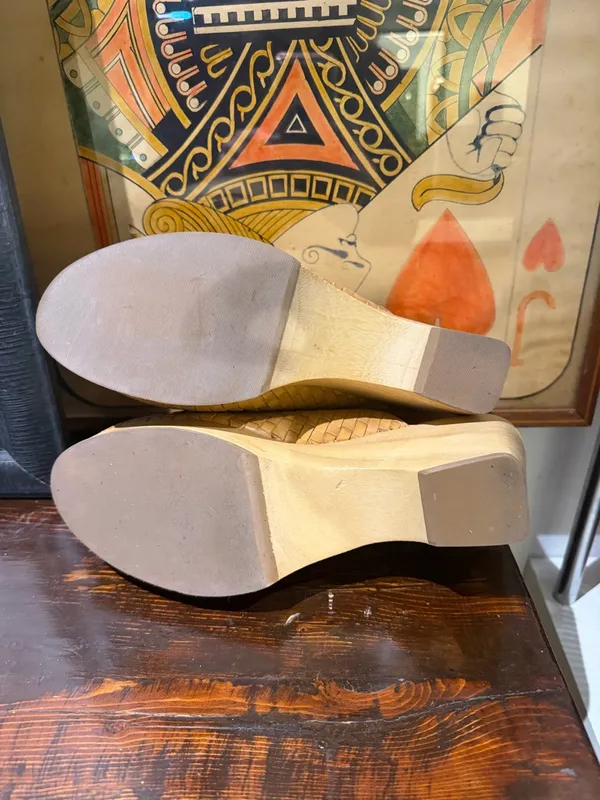 Everlane Woven Tan Leather Clog Mules - Image 2
