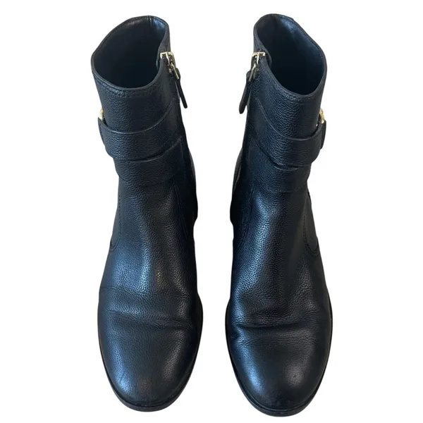 Tory Burch Gemini Link Black Pebbled Leather Ankle Booties Gold Buckle 7.5 - Image 2