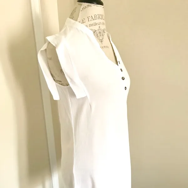 Forever 21 Short White 3 Button T-shirt Dress Sz S - Image 4