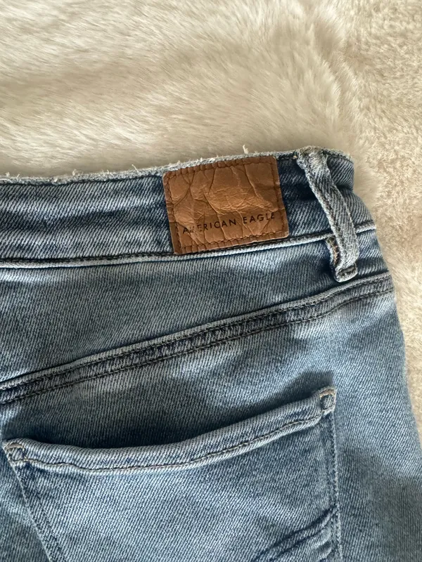 American Eagle Stretch Ripped Wide Leg Jeans - Image 3