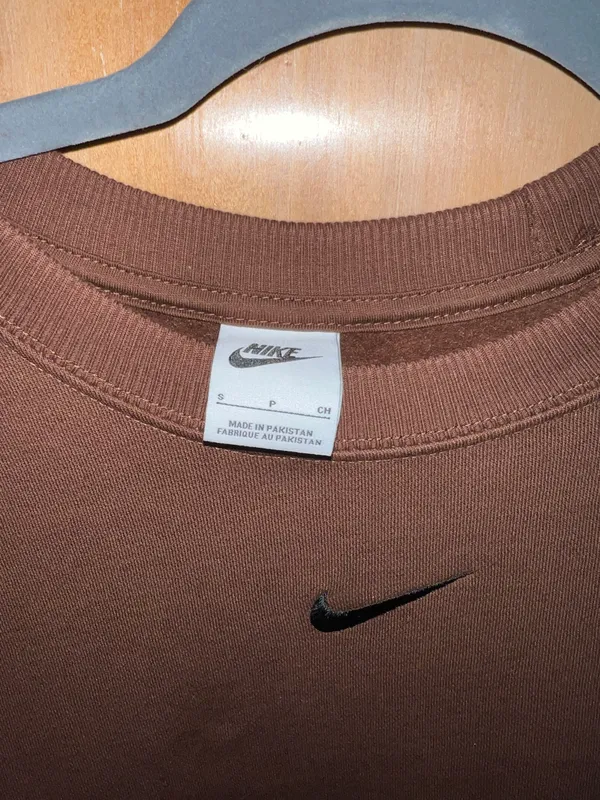 Nike Sweatshirt - Image 4