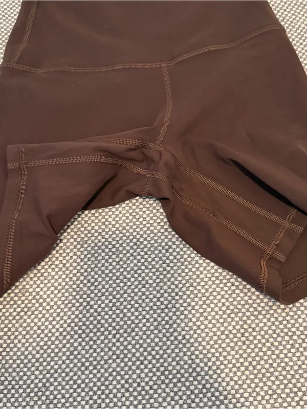lululemon Align No Line™ High-Rise Short 6" Size 2 Colour Mahogany Muse - Image 4