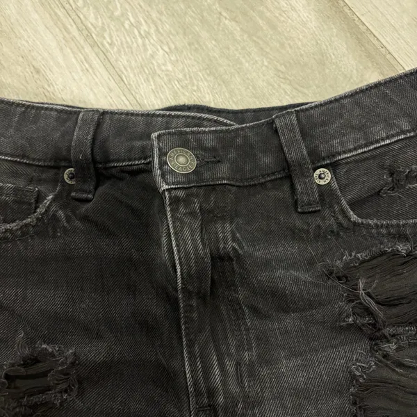 American Eagle Ripped Mom Shorts Black Size 0 - Image 3